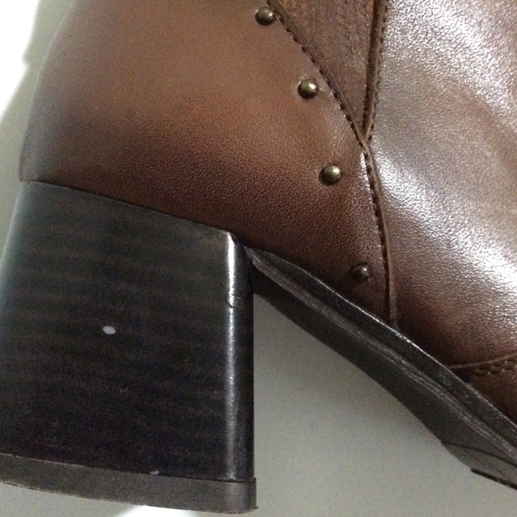 JBloom tall smooth and textured leather boots - Picture 13 of 16